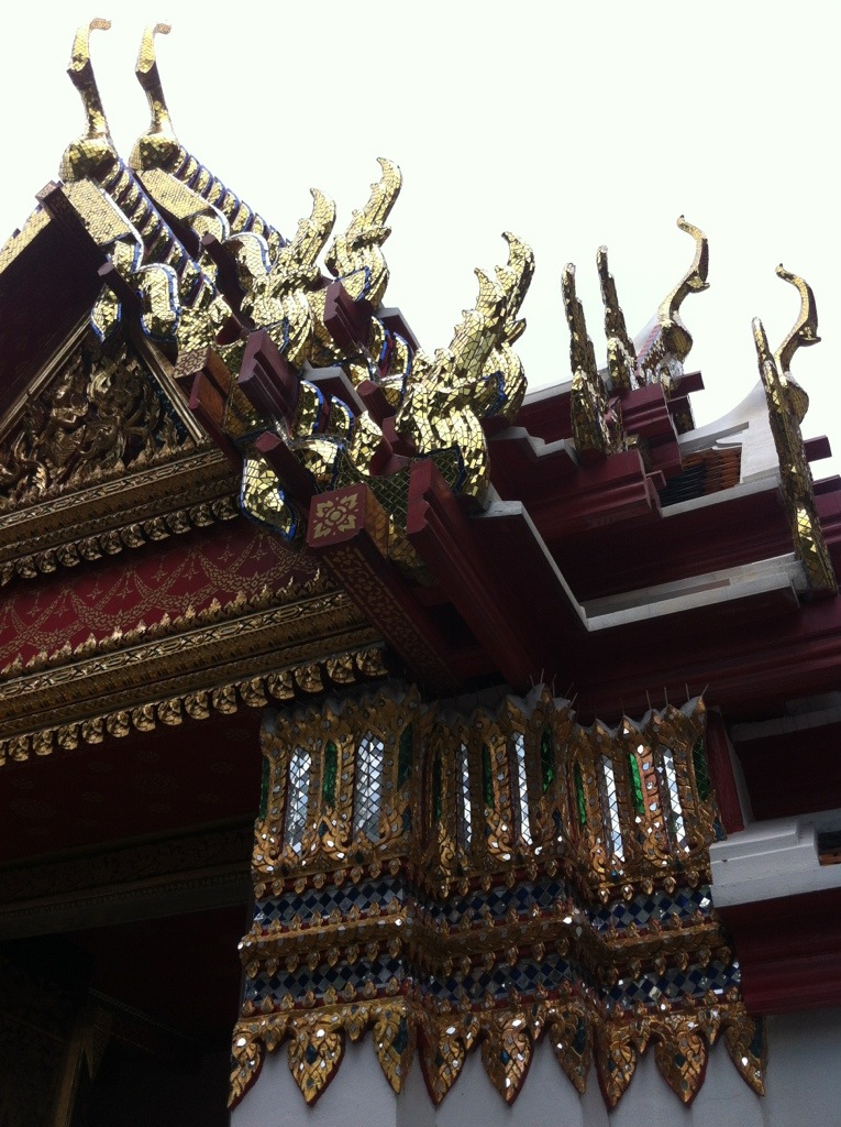 everything is so ornate