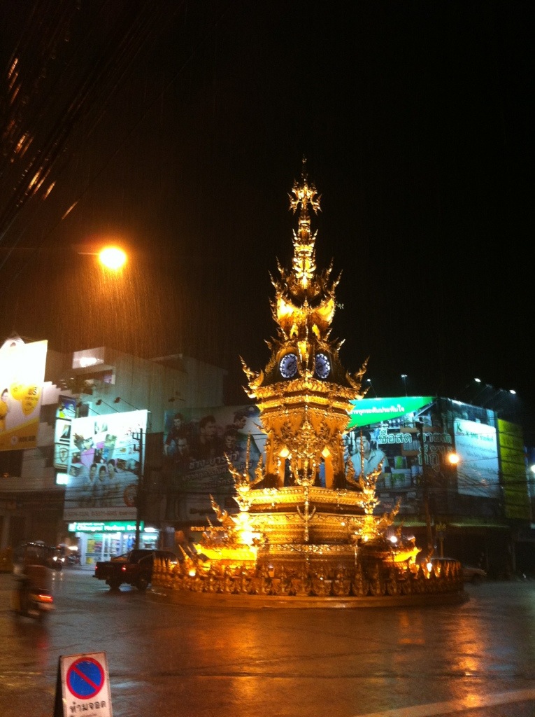 what a light show....SIKE.